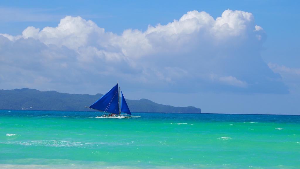 Fridays Boracay Beach Resort Balabag  Buitenkant foto