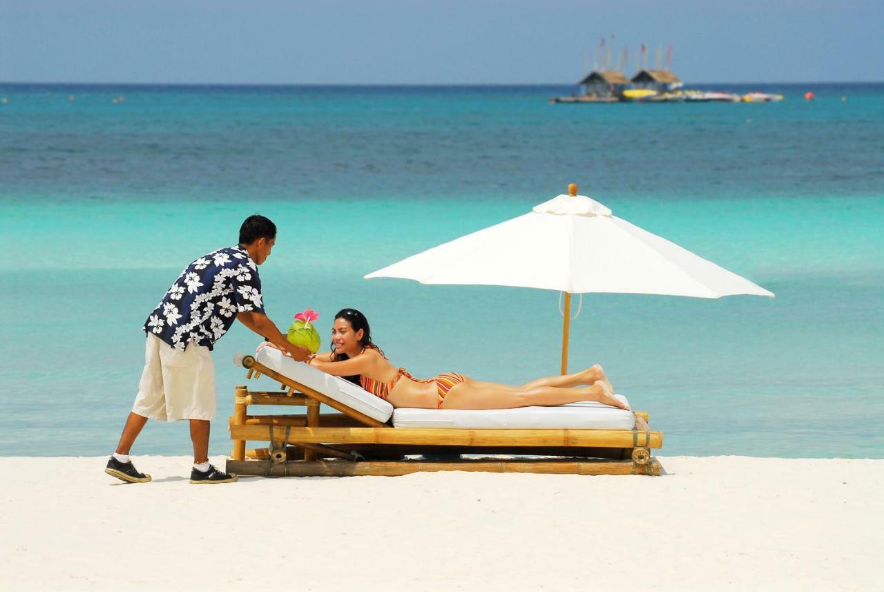 Fridays Boracay Beach Resort Balabag  Buitenkant foto
